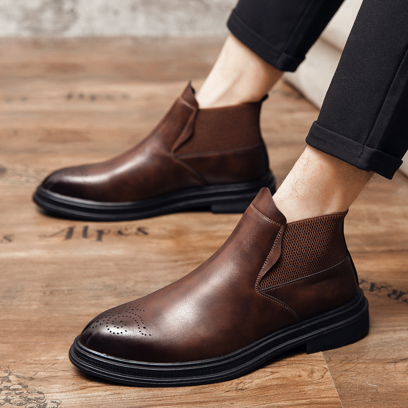 High-top leather shoes are ver - Men Formal Wear With Boots 评论和价格